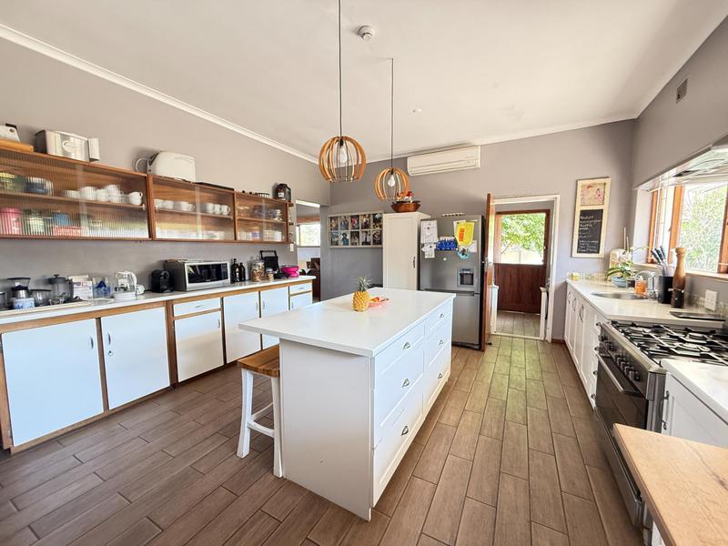5 Bedroom Property for Sale in Bergzicht Western Cape